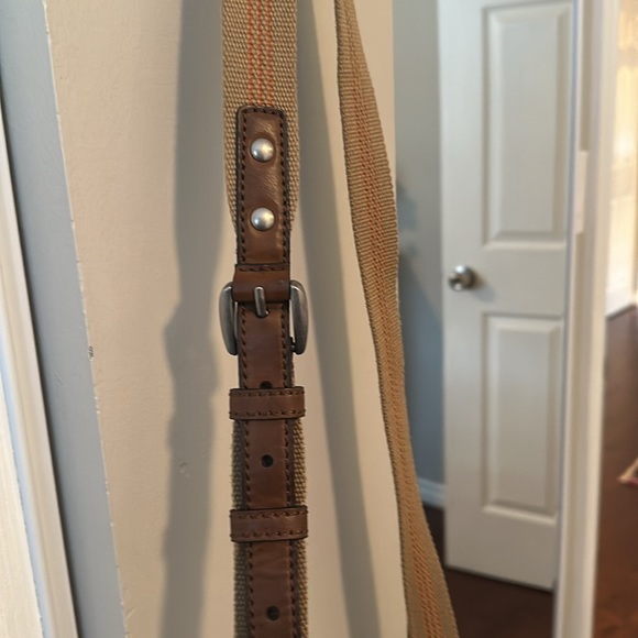 Tan Canvas Fossil crossbody bag - Picture 4 of 4